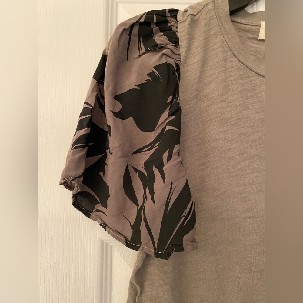 Anthropologie t.la Puffy Camo Women’s Brown Green Moss Cotton Sleeve Tee Size XS - Picture 7 of 11